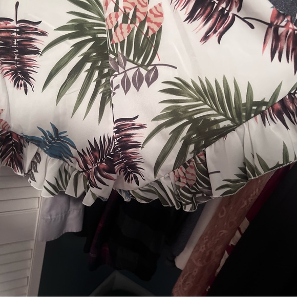 Women’s Rompers - Picture 4 of 4